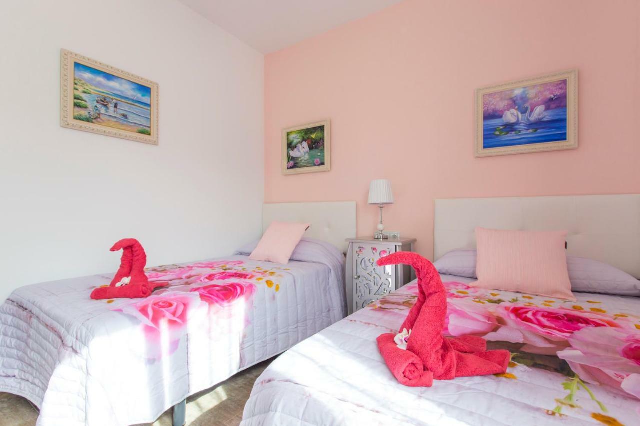 Villa Bella Lucia 3. Piscina Climatizada, Wifi, Bbq. Corralejo Exteriör bild